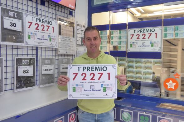 Ramón Ríos, gerente de la administación de loterías número 4 de Teruel: Es una alegría tan grande haber dado el primer premio de la Lotería que cuesta asimilarlo